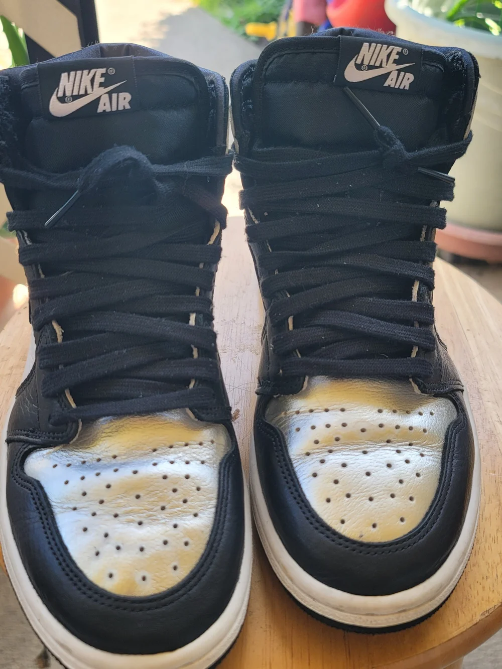 Nike Air Jordan 1 Mid Metallic Silver Sneakers - Black/White. Size 6.5(M)/8(W)